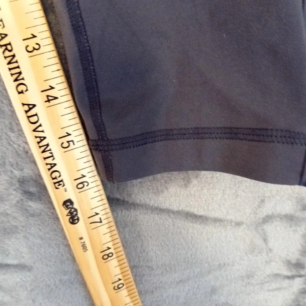 Lululemon Athletica Capri‎ Leggings Womens 8 Gray Ruched Crop Yoga Pants Active